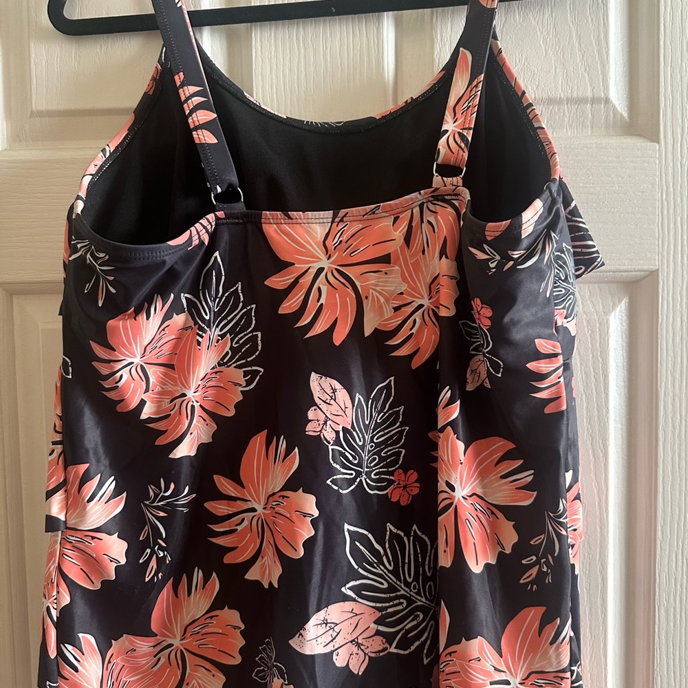 Floral Ruffle Tankini Top - Picture 2 of 5